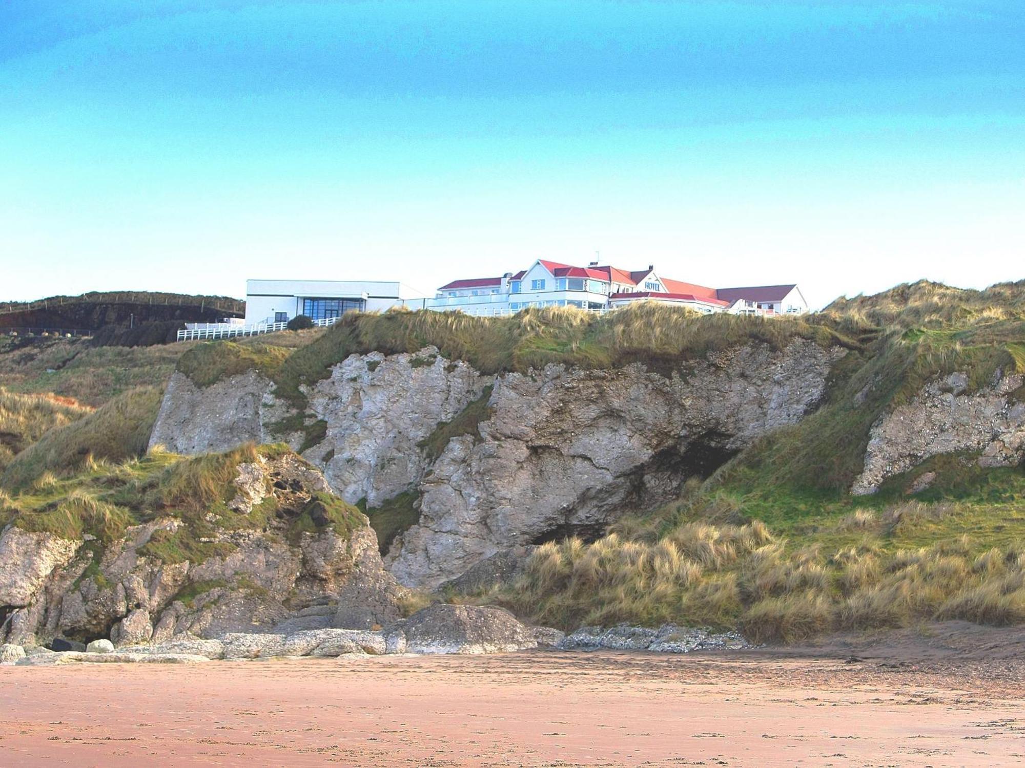 Royal Court Hotel Portrush Kültér fotó