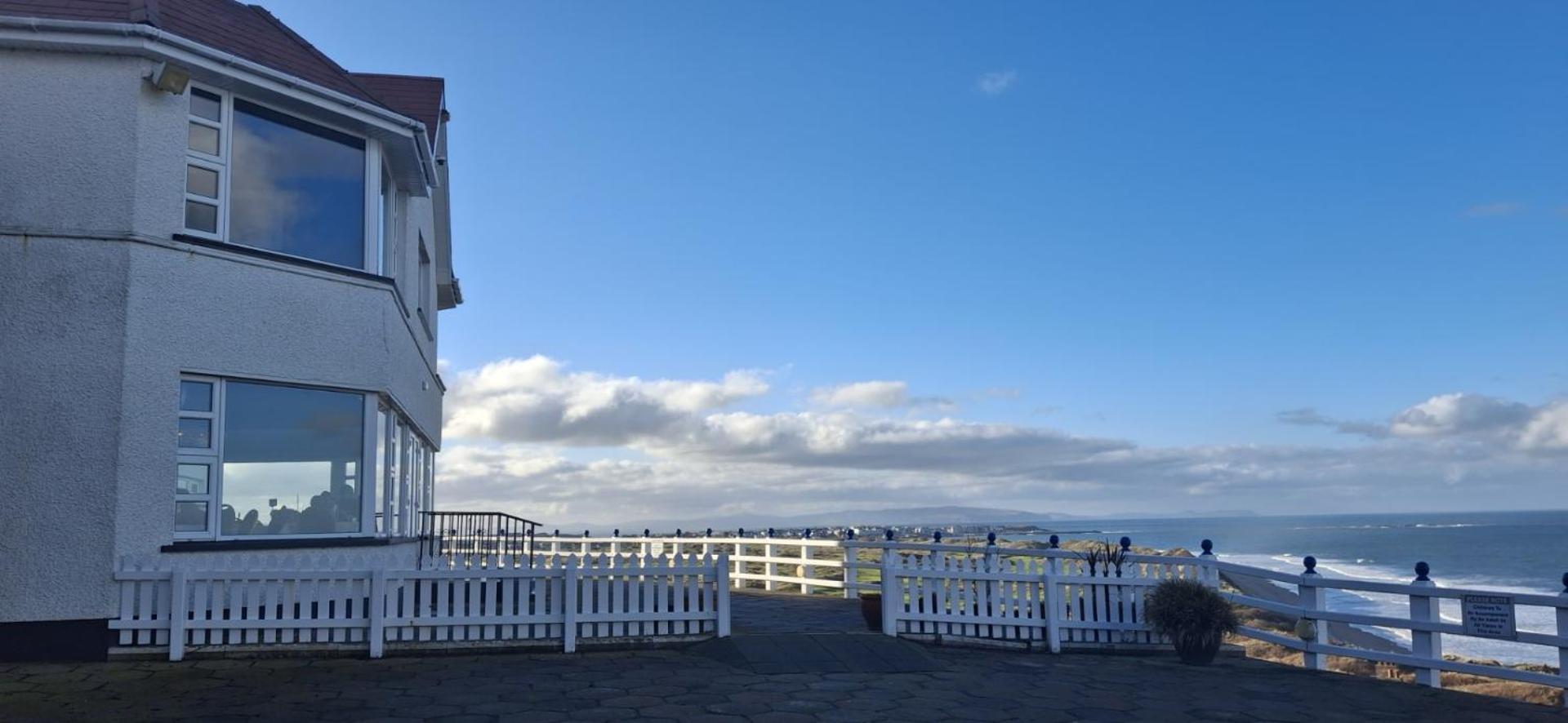 Royal Court Hotel Portrush Kültér fotó