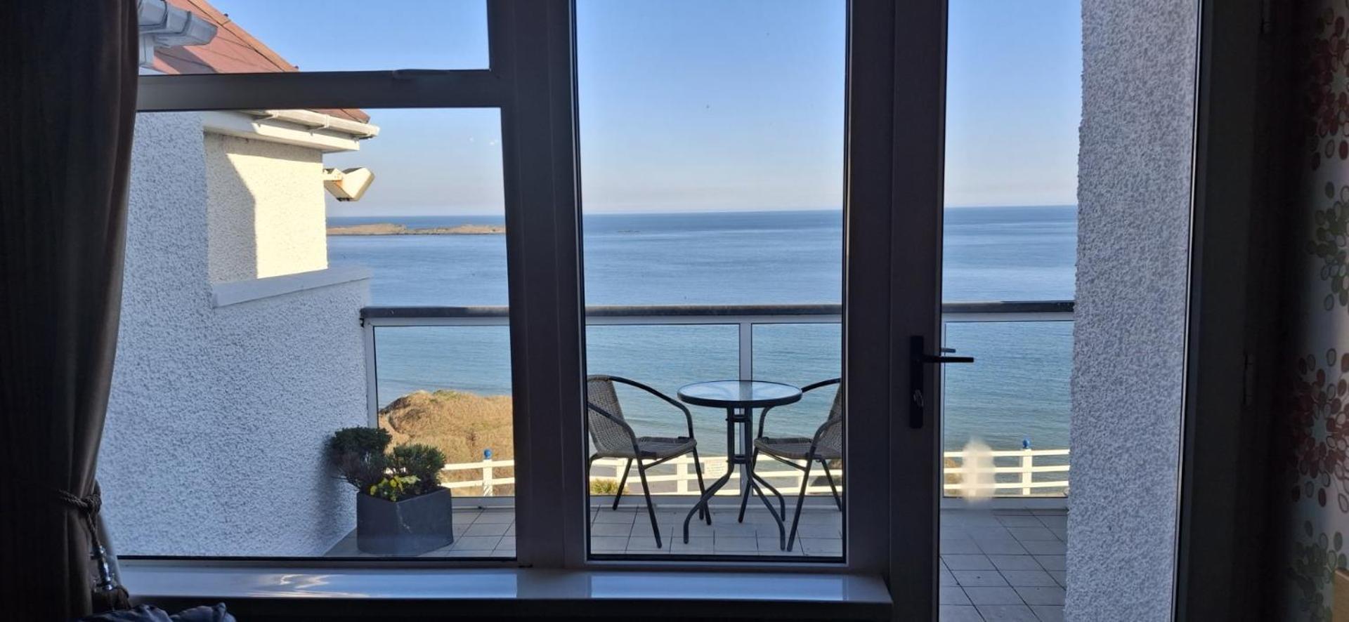 Royal Court Hotel Portrush Kültér fotó