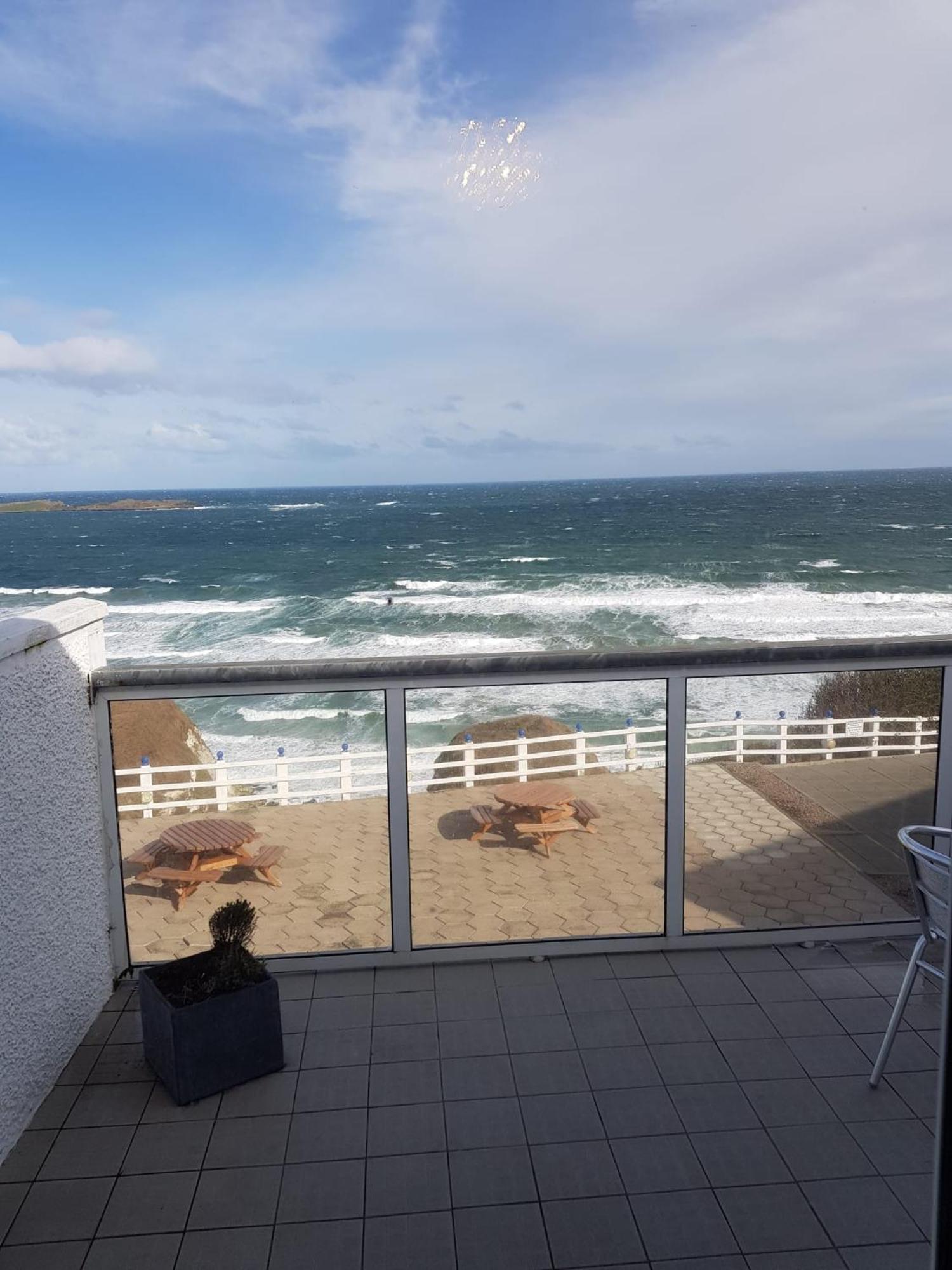 Royal Court Hotel Portrush Kültér fotó
