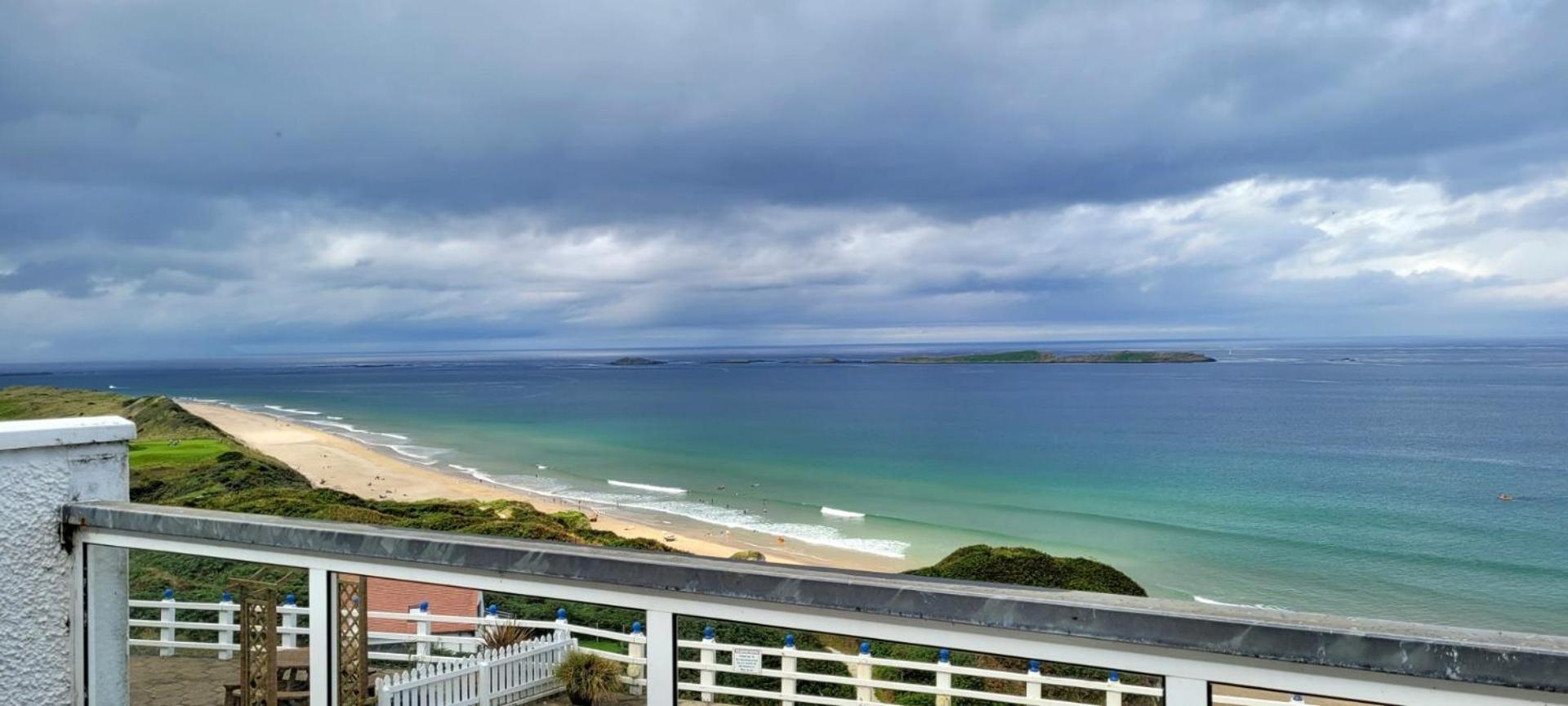 Royal Court Hotel Portrush Kültér fotó